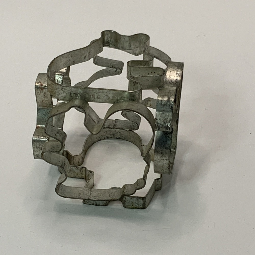 Vintage Tomado Holland Six Sided Metal  Cookie Cutter Animal Shapes 2.75"